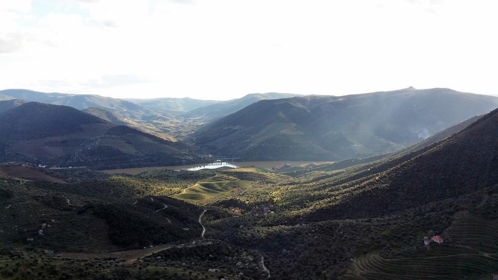 Гостевой дом Quinta Vale De Carvalho Pinhal do Douro Экстерьер фото